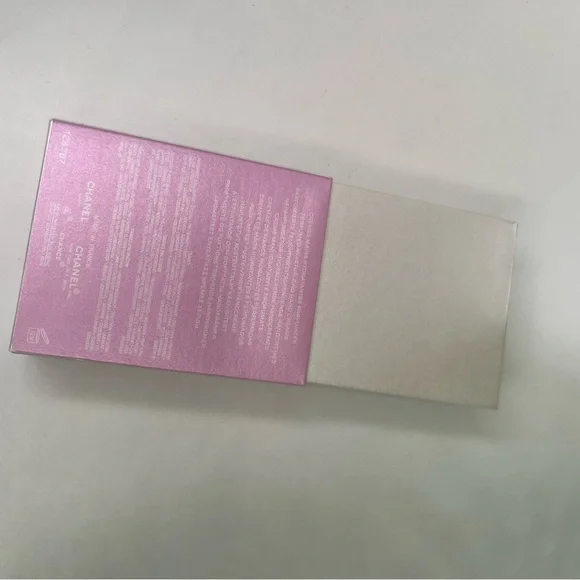 CHANEL Chance Hand Cream Set - Picture 2 of 3